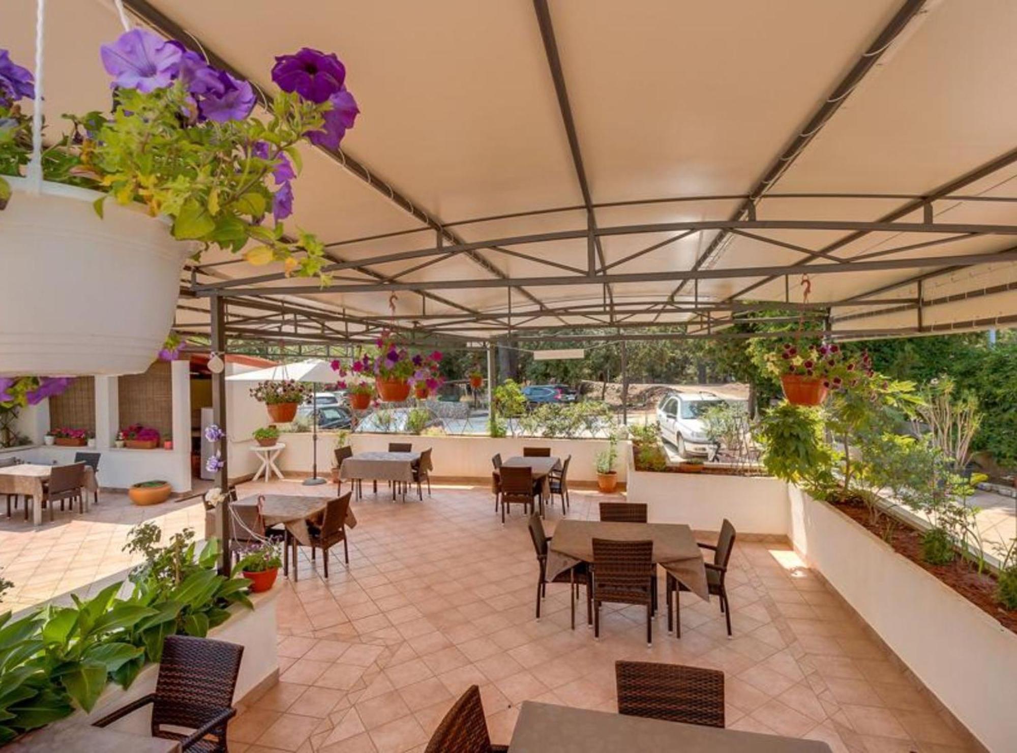 Pansion Belvedere Mali Losinj Exterior photo