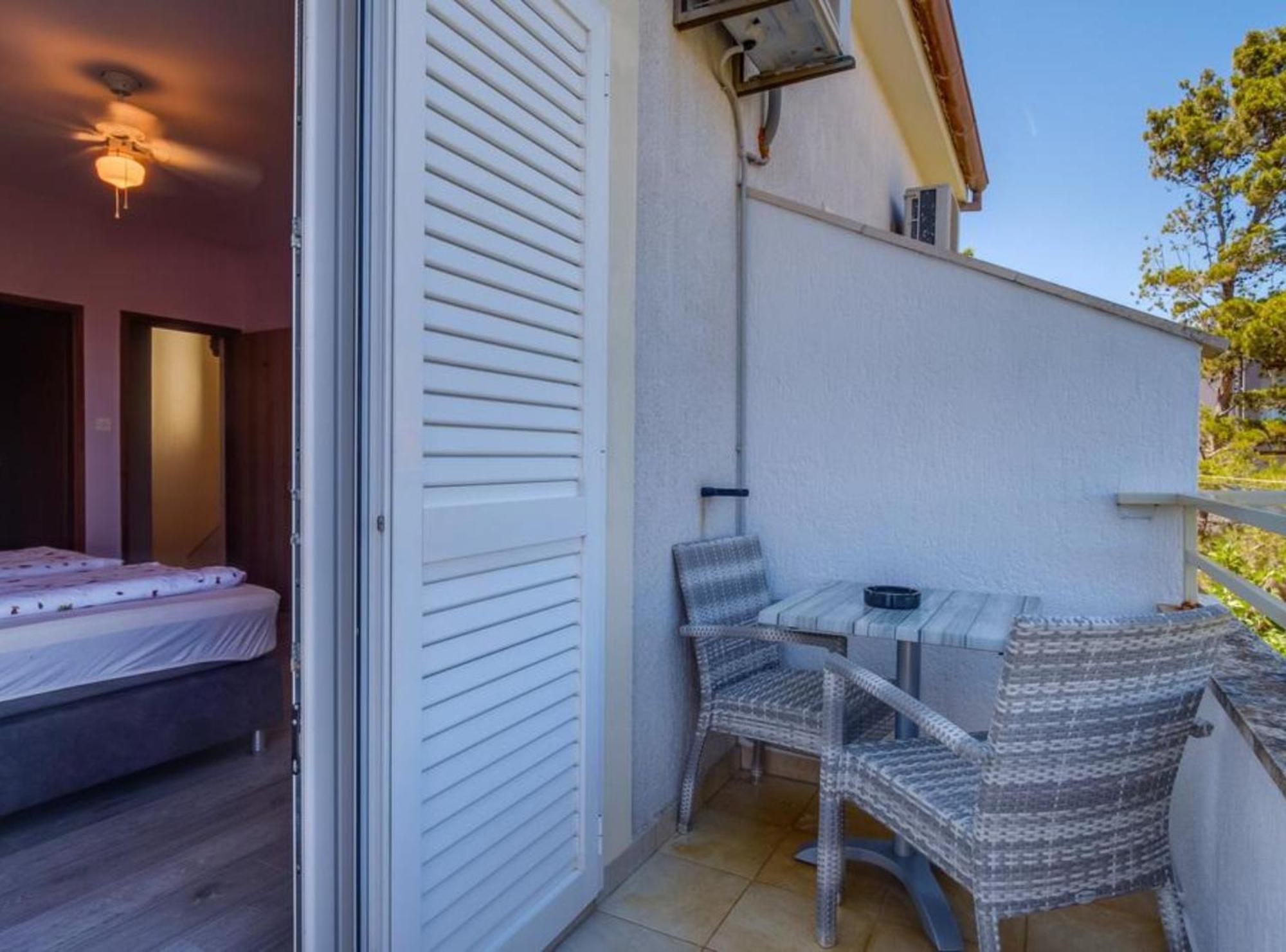 Pansion Belvedere Mali Losinj Exterior photo